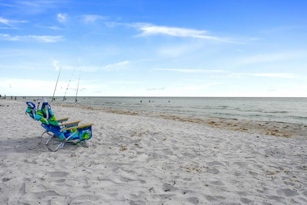 The Spanish Beach Home Only 10Mins From The Beach! Largo Exterior foto